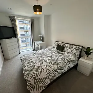 Cozy, Luxury Spacious In Shared , Thamesmead (Greater London) United Kingdom